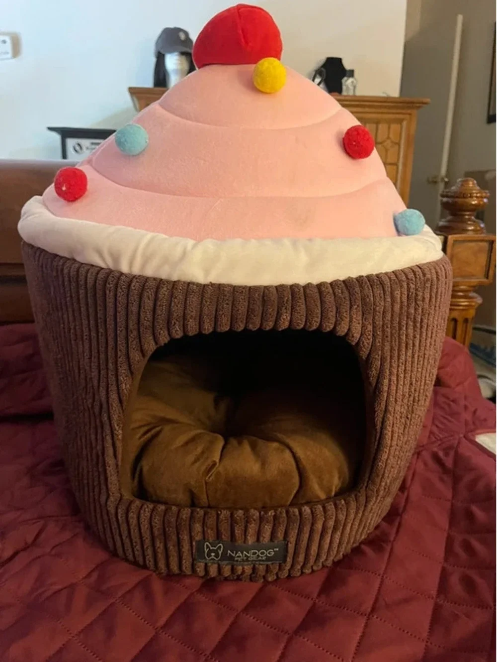 Nandog Pet Gear (Cup Cake Bed)